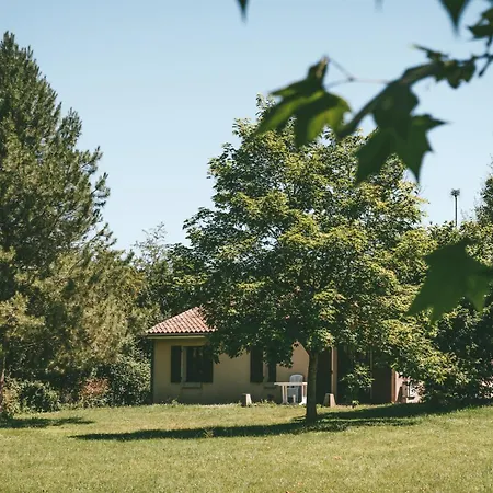 法国之地度假屋 - 蒙孔图尔活动公园 假日公园 3*