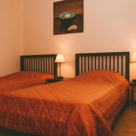 法国之地度假屋 - 蒙孔图尔活动公园 假日公园 3*