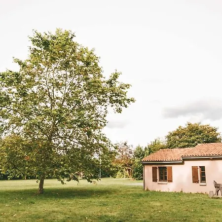 法国之地度假屋 - 蒙孔图尔活动公园 Moncontour (Vienne)