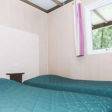 Holiday park Terres De France - Active Park Moncontour (Vienne)