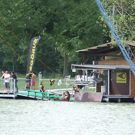 Terres De France - Active Park 3* Moncontour (Vienne)