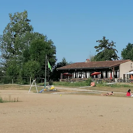 法国之地度假屋 - 蒙孔图尔活动公园 Moncontour (Vienne)