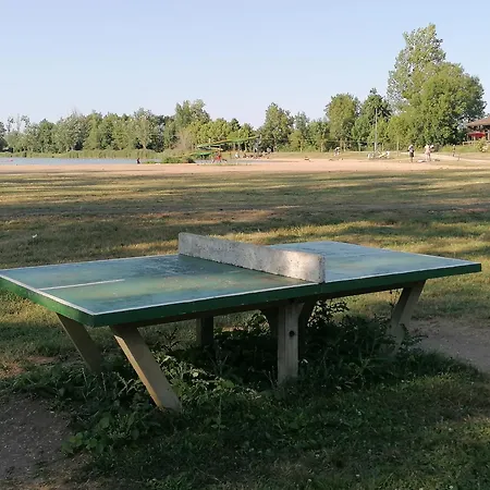 法国之地度假屋 - 蒙孔图尔活动公园