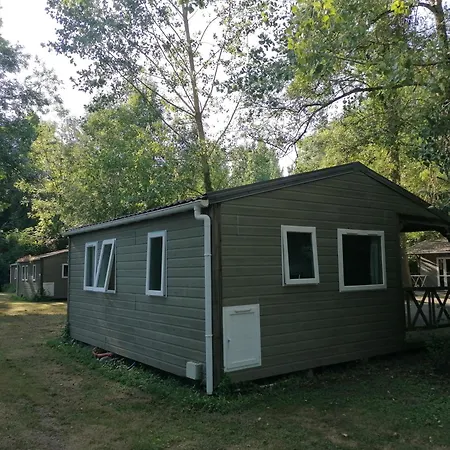 假日公园 法国之地度假屋 - 蒙孔图尔活动公园 Moncontour (Vienne)