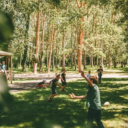 Terres De France - Active Park Holiday park Moncontour (Vienne)