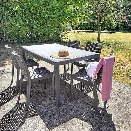 Holiday park Terres De France - Active Park Moncontour (Vienne)