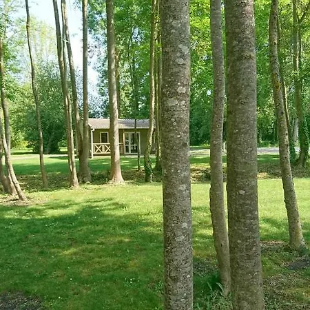 假日公园 法国之地度假屋 - 蒙孔图尔活动公园 Moncontour (Vienne)