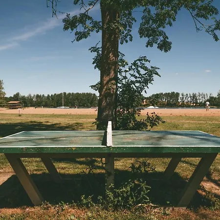 法国之地度假屋 - 蒙孔图尔活动公园 假日公园