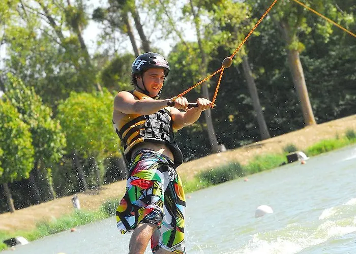 Terres De France - Active Park Aldeamento Turístico