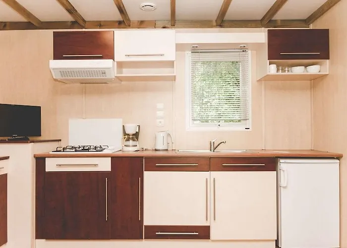 Terres De France - Active Park Aldeamento Turístico Moncontour (Vienne)