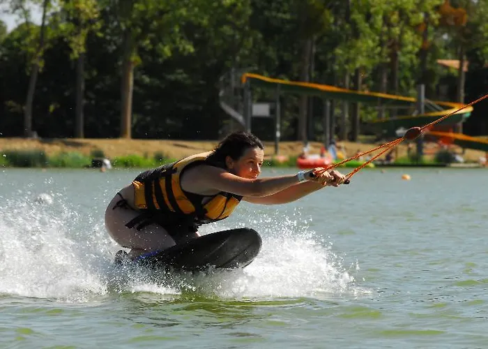 Aldeamento Turístico Terres De France - Active Park