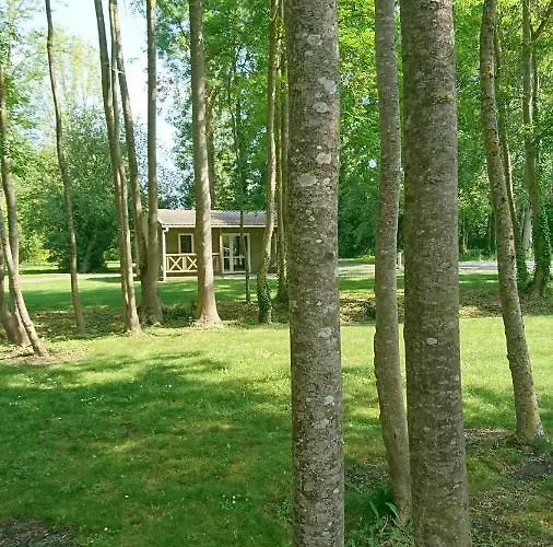 Aldeamento Turístico Terres De France - Active Park Moncontour (Vienne)